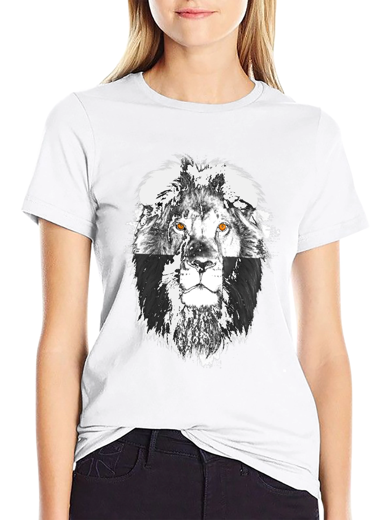 Lion Graphic T-Shirt - Bold Statement Tee