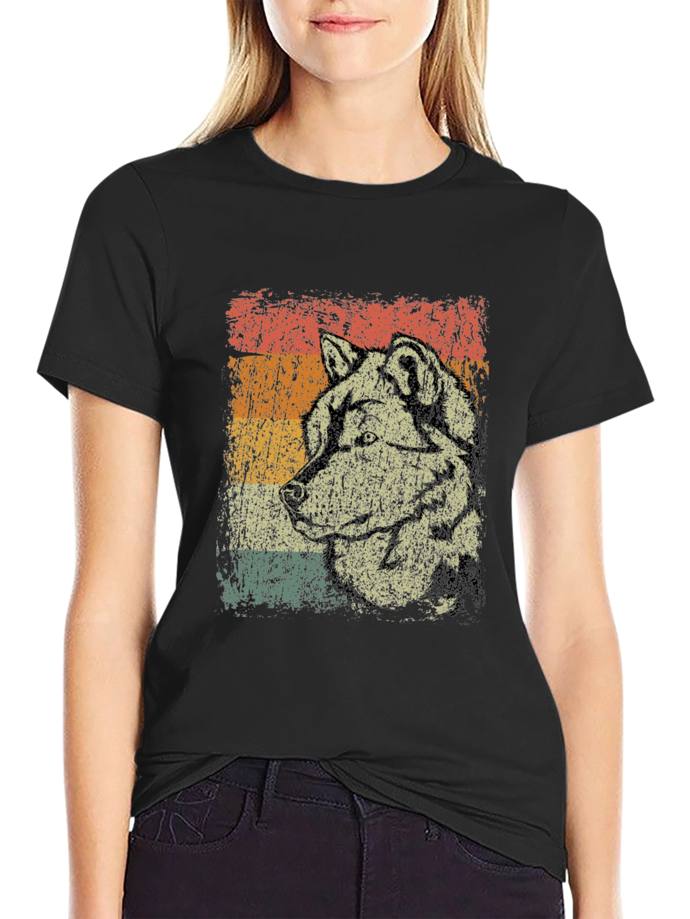 Vintage Wolf Graphic Tee - Retro Animal Design