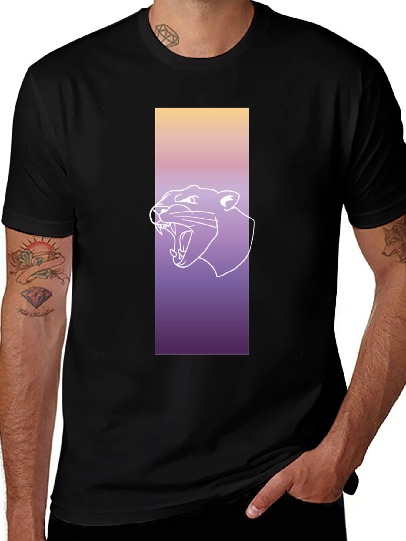 Gradient Panther Graphic Tee - Modern Streetwear Style