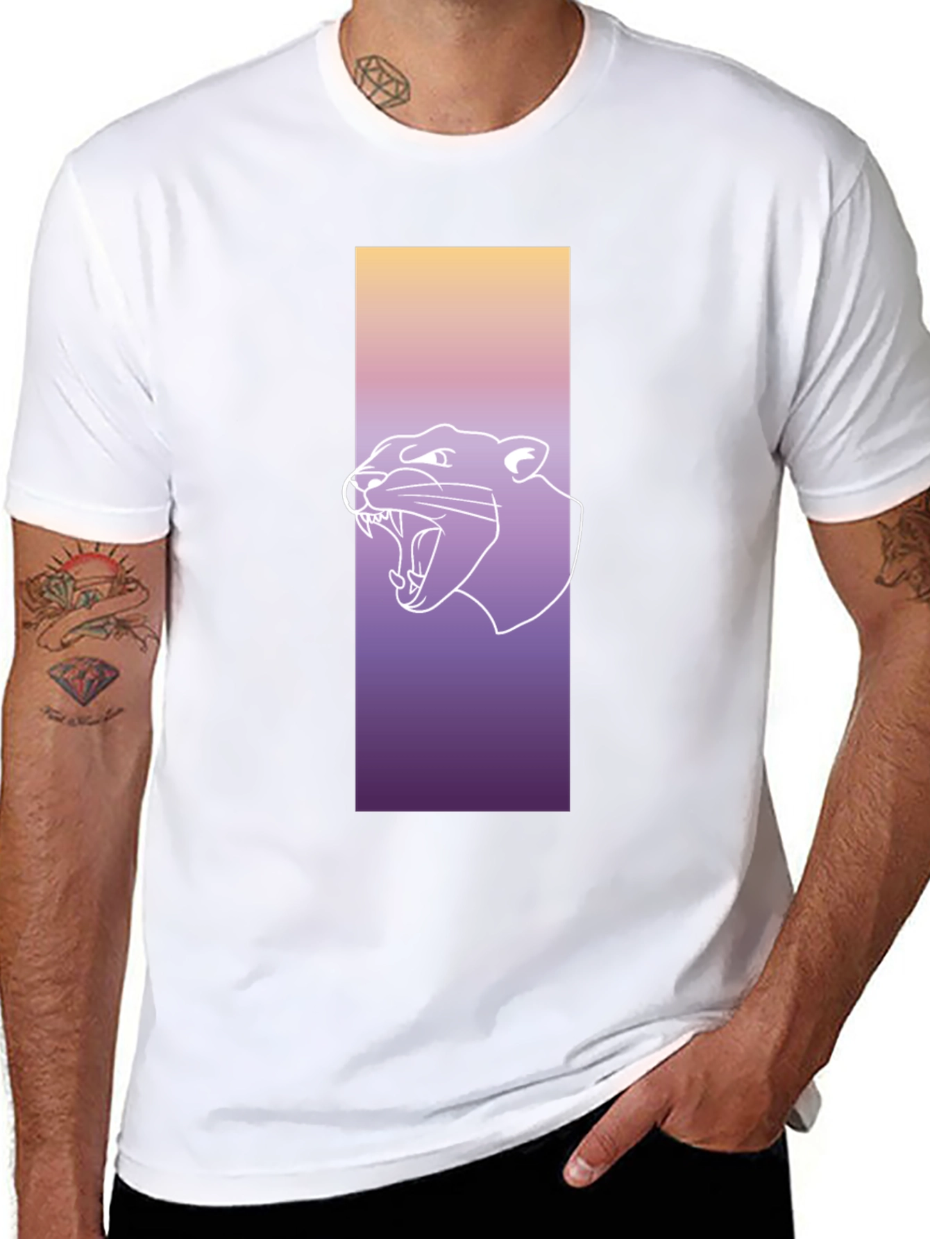 Gradient Panther Graphic Tee - Modern Streetwear Style