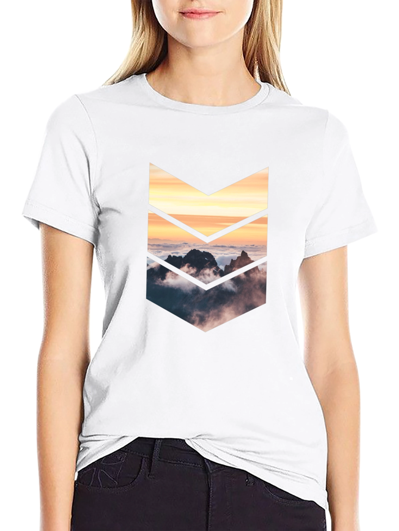 Mountains Arrow Graphic Tee - Black