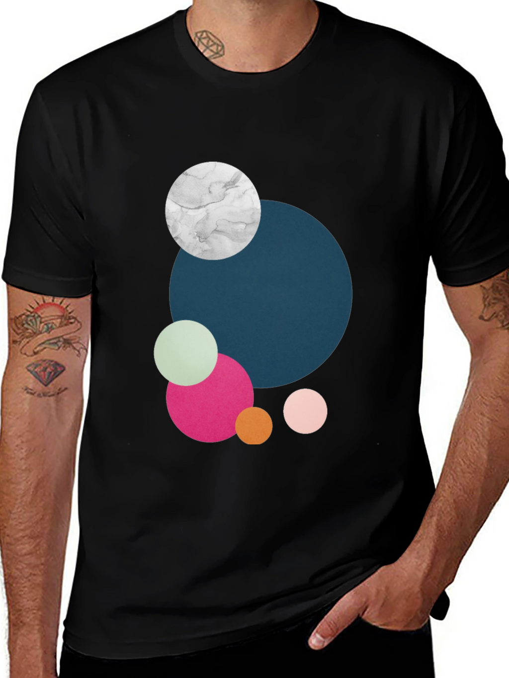 Modern Abstract Circles Graphic Tee - Black