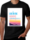 Live In The Moment Graphic Tee - Black