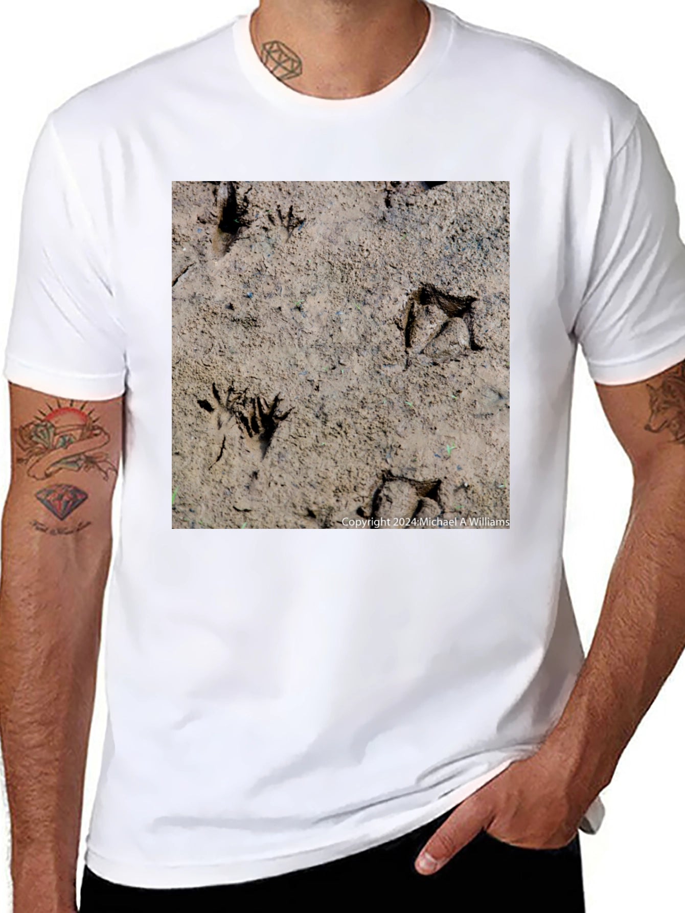 Animal Track Graphic Tee - Nature Lovers Black T-Shirt