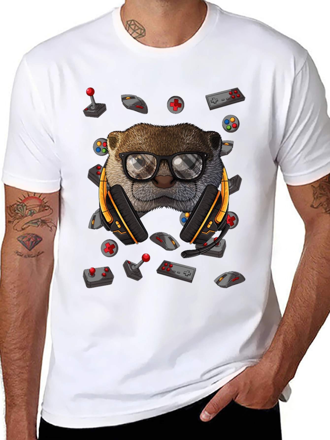 Gamer Otter Graphic Tee - Playful Style