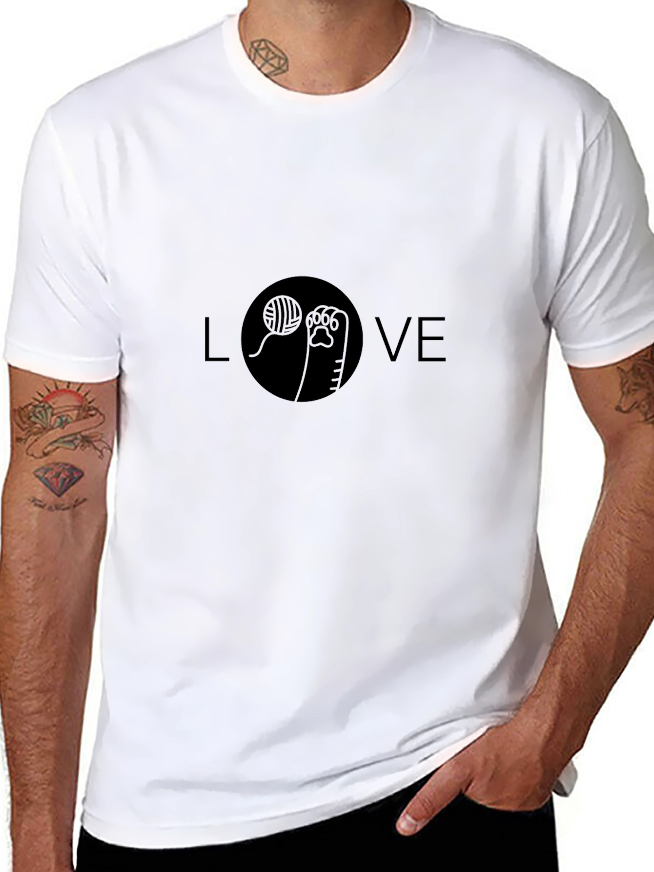 Love Cat T-Shirt - Black Crew Neck Tee