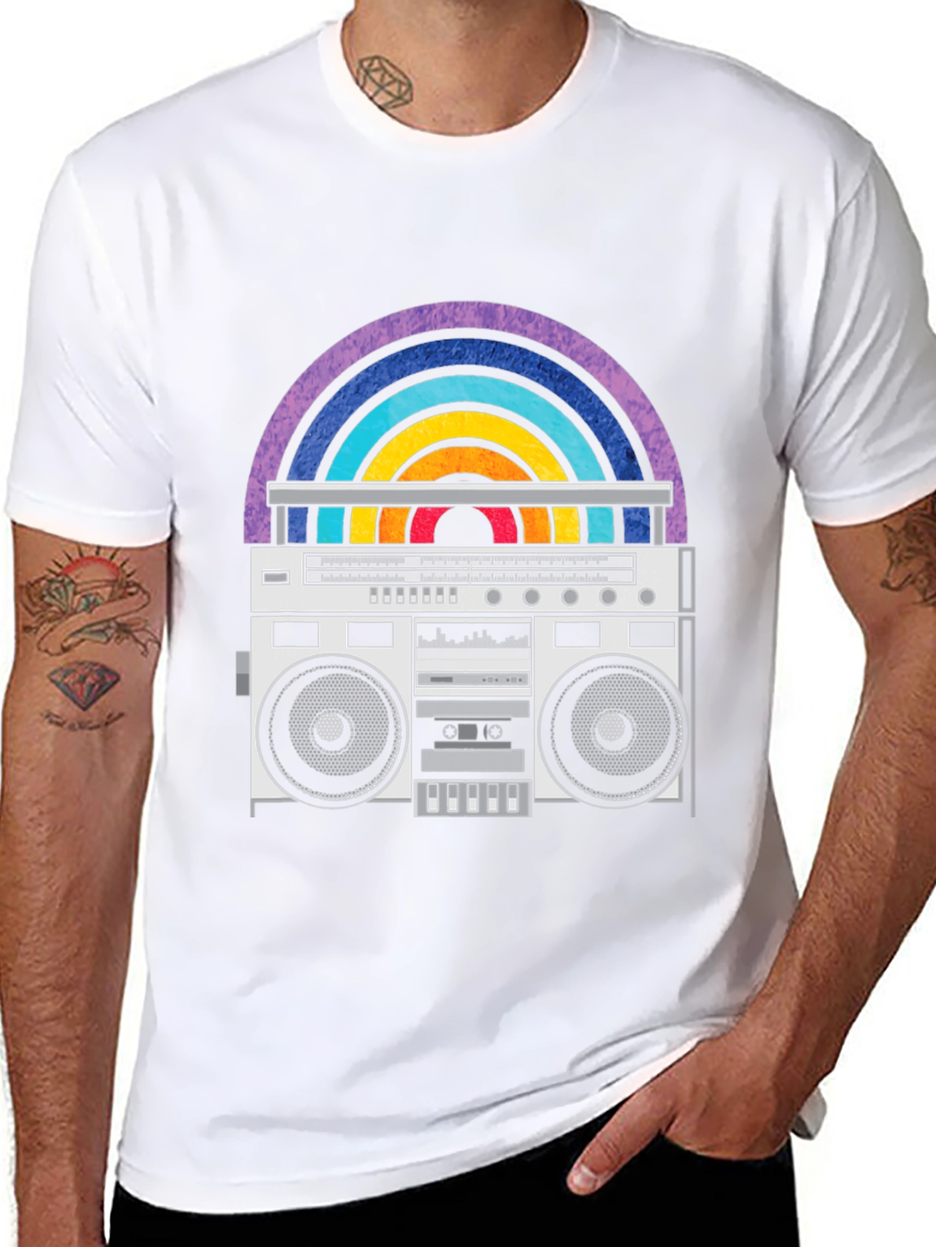 Retro Boombox Graphic Tee - Vintage 80s Vibe!