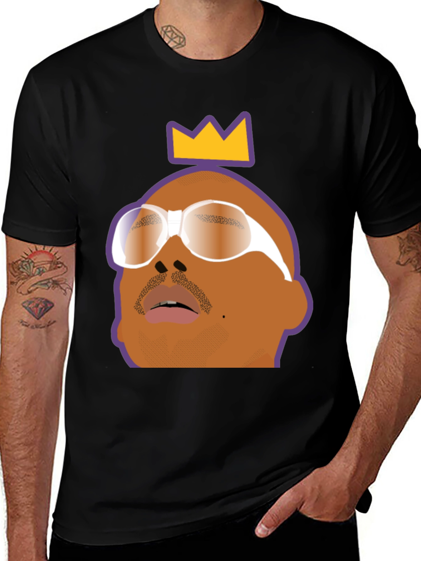 King Graphic Tee - Stylish Black T-Shirt