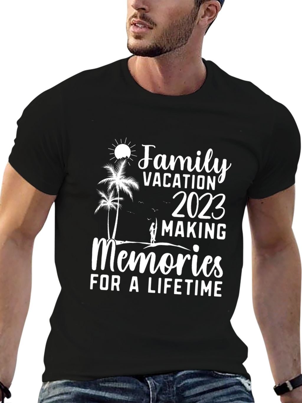 Family Vacation 2023 Souvenir T-Shirt