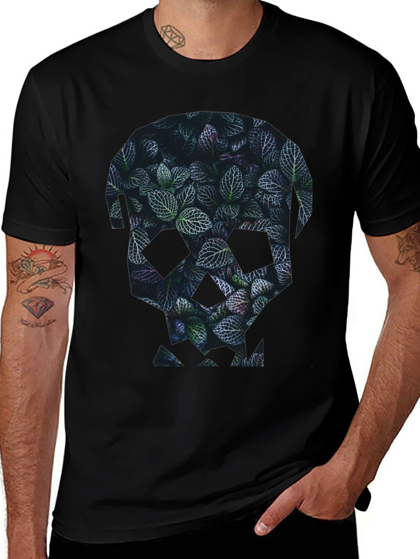 Botanical Skull Graphic Tee - Modern Mens Black T-Shirt