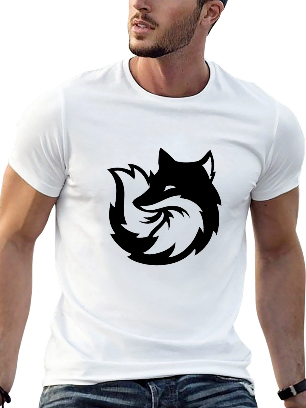 Stylish Black Fox Graphic T-Shirt - Casual Comfort