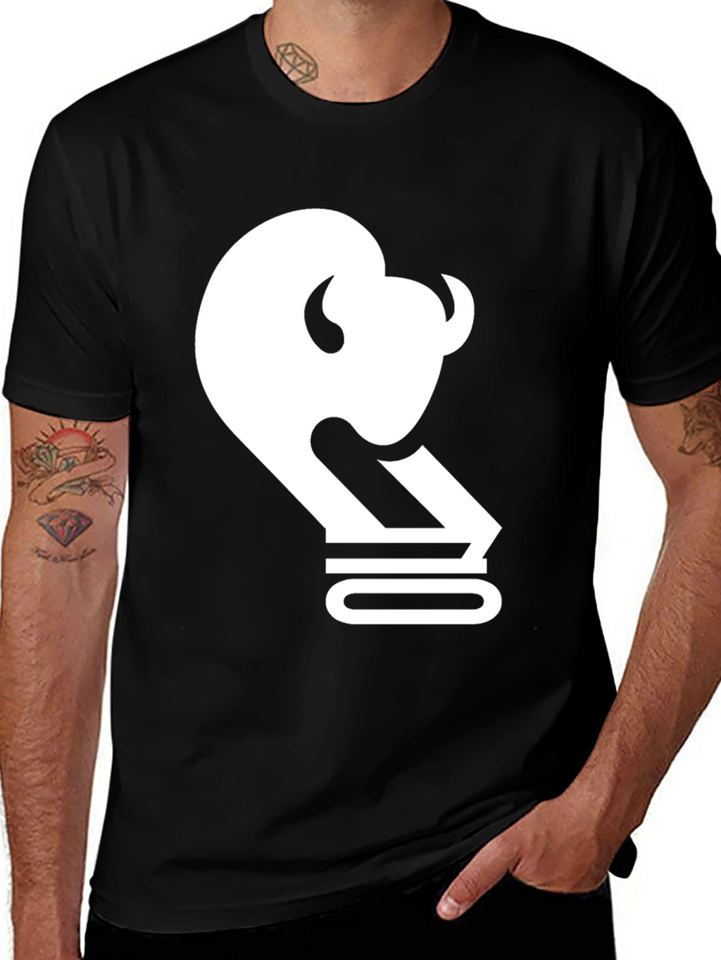 Buffalo Outline Graphic Tee - Black