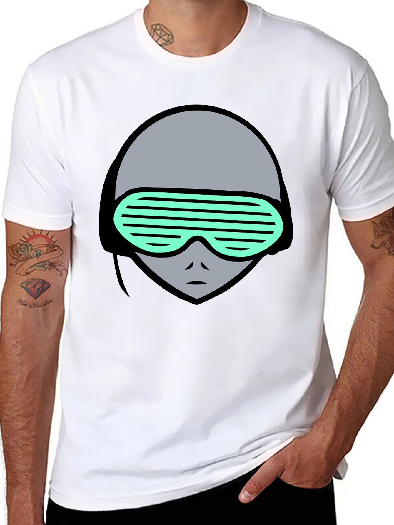Retro Alien Graphic Tee - Black Cotton T-Shirt