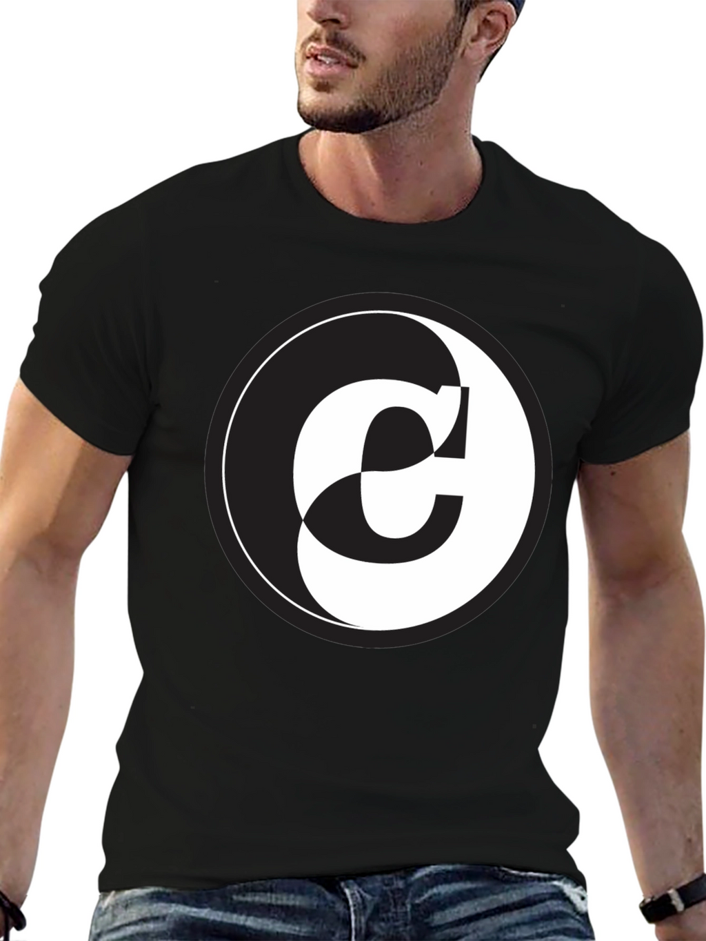 Yin Yang C Letter Graphic Black T-Shirt