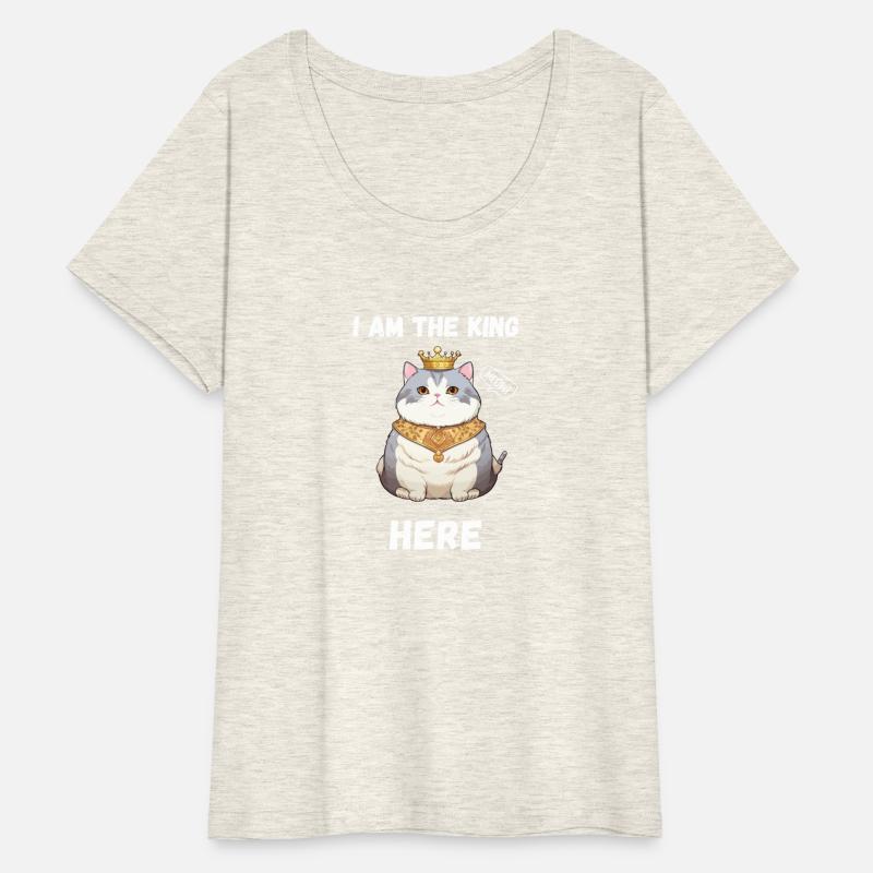 I am the king cat here kitten kitty