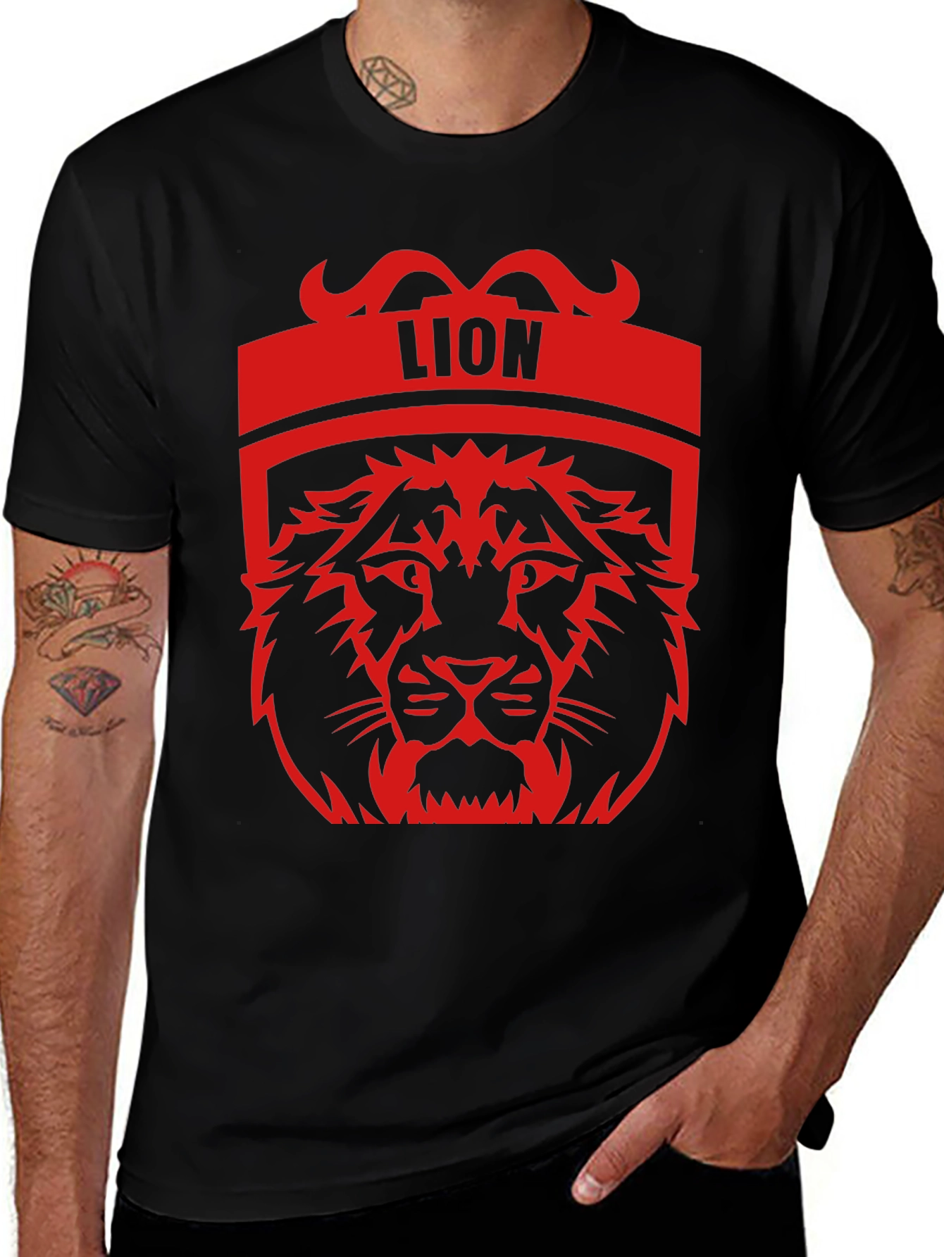 Lion Graphic Tee - Bold Black T-Shirt
