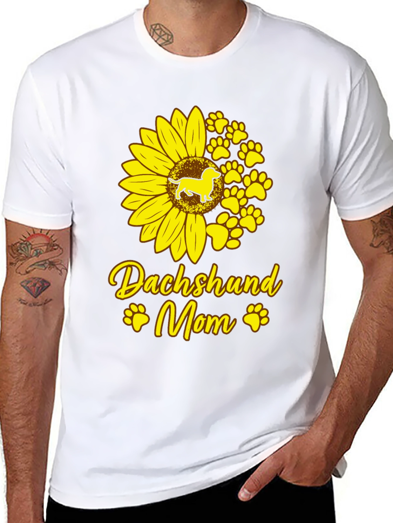 Dachshund Mom Sunflower Graphic Tee - Black