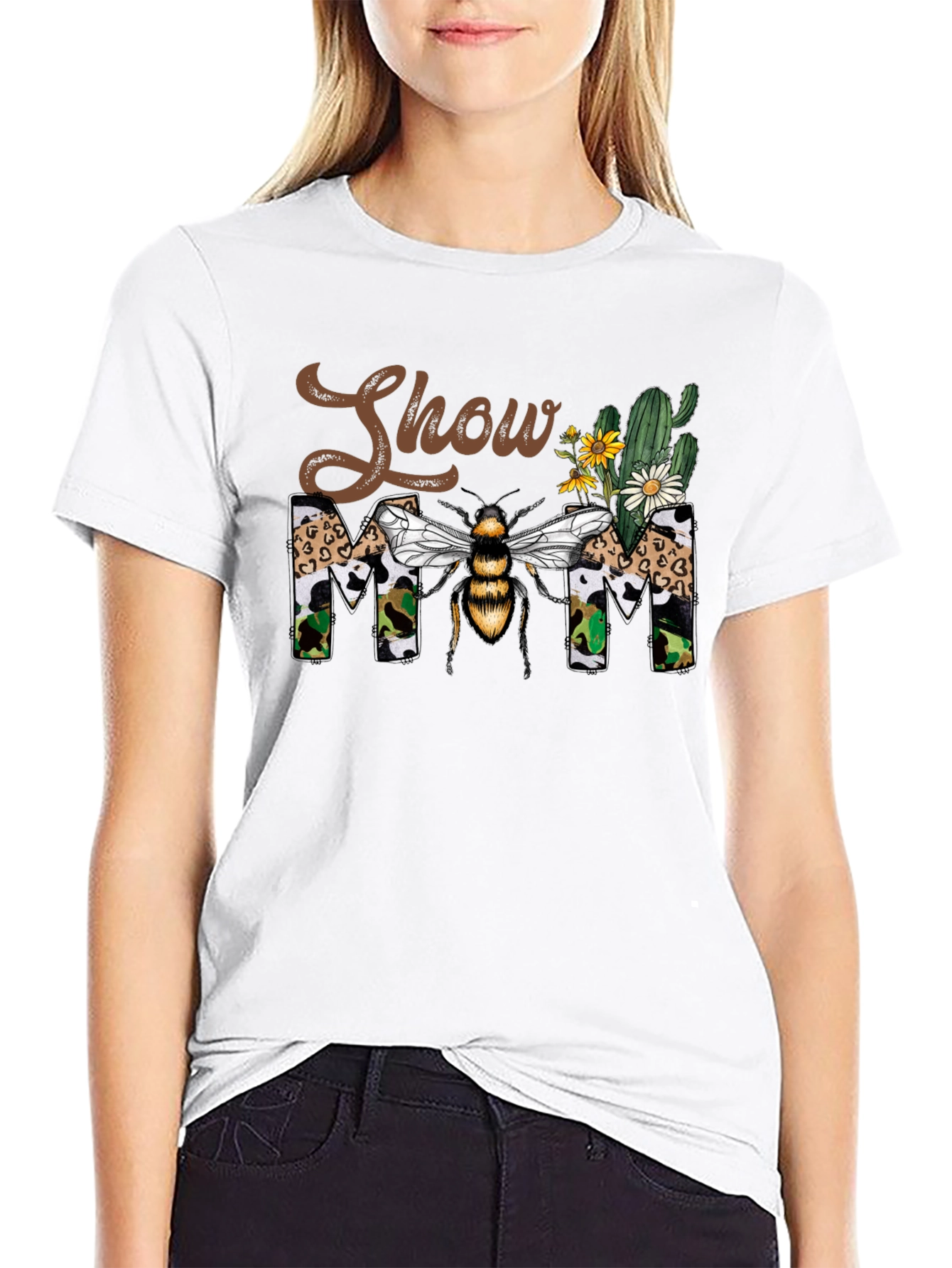 Show Mom Bee Graphic T-Shirt