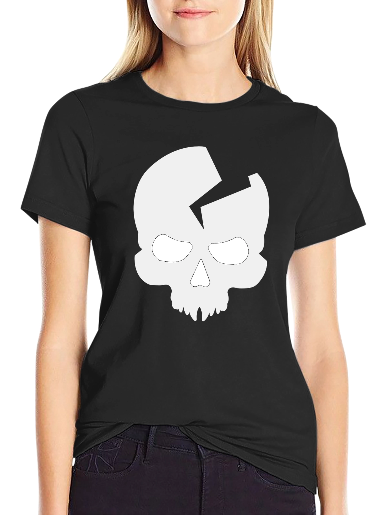 Skull Crack Graphic T-Shirt - Casual Black Tee