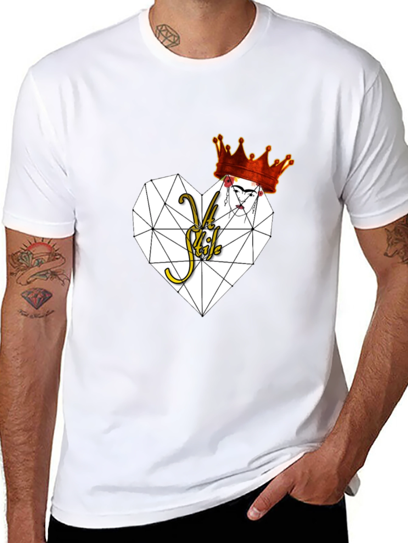 Frida Kahlo Queen T-Shirt - Stylish Graphic Tee