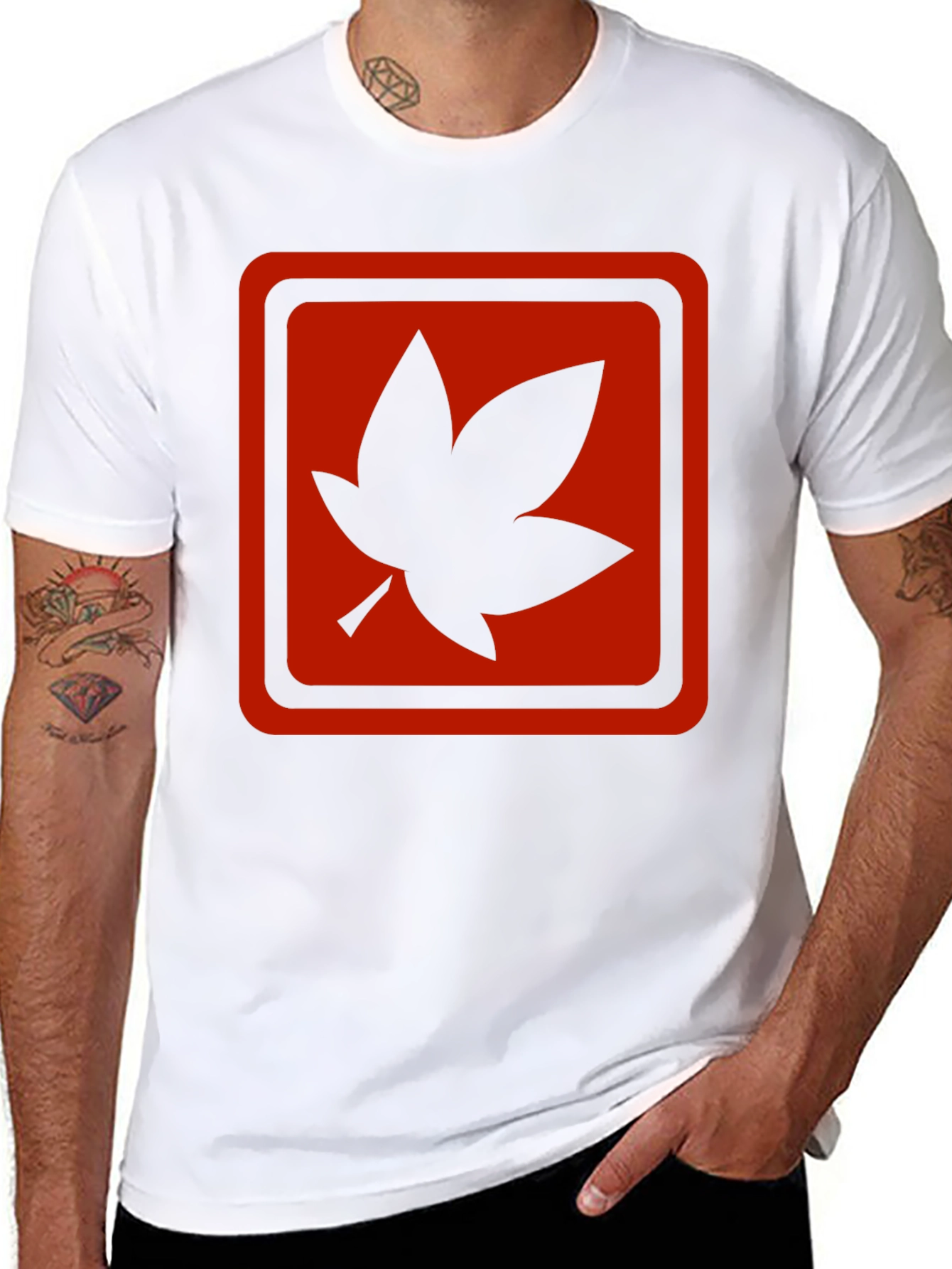 Maple Leaf Graphic T-Shirt - Black
