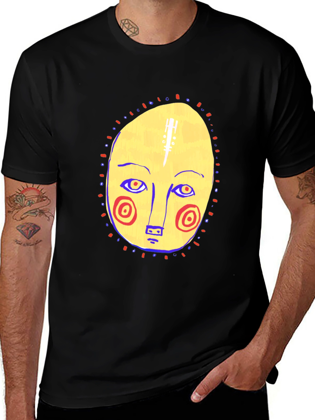 Abstract Face Graphic Tee - Stylish Comfort