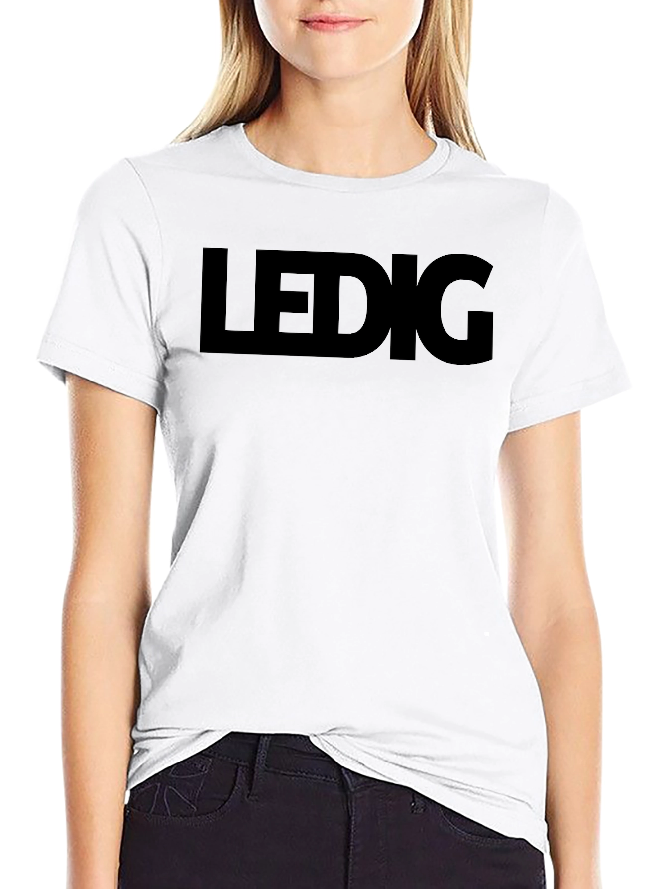 Ledig Black Graphic Tee - Stylish Mens T-Shirt