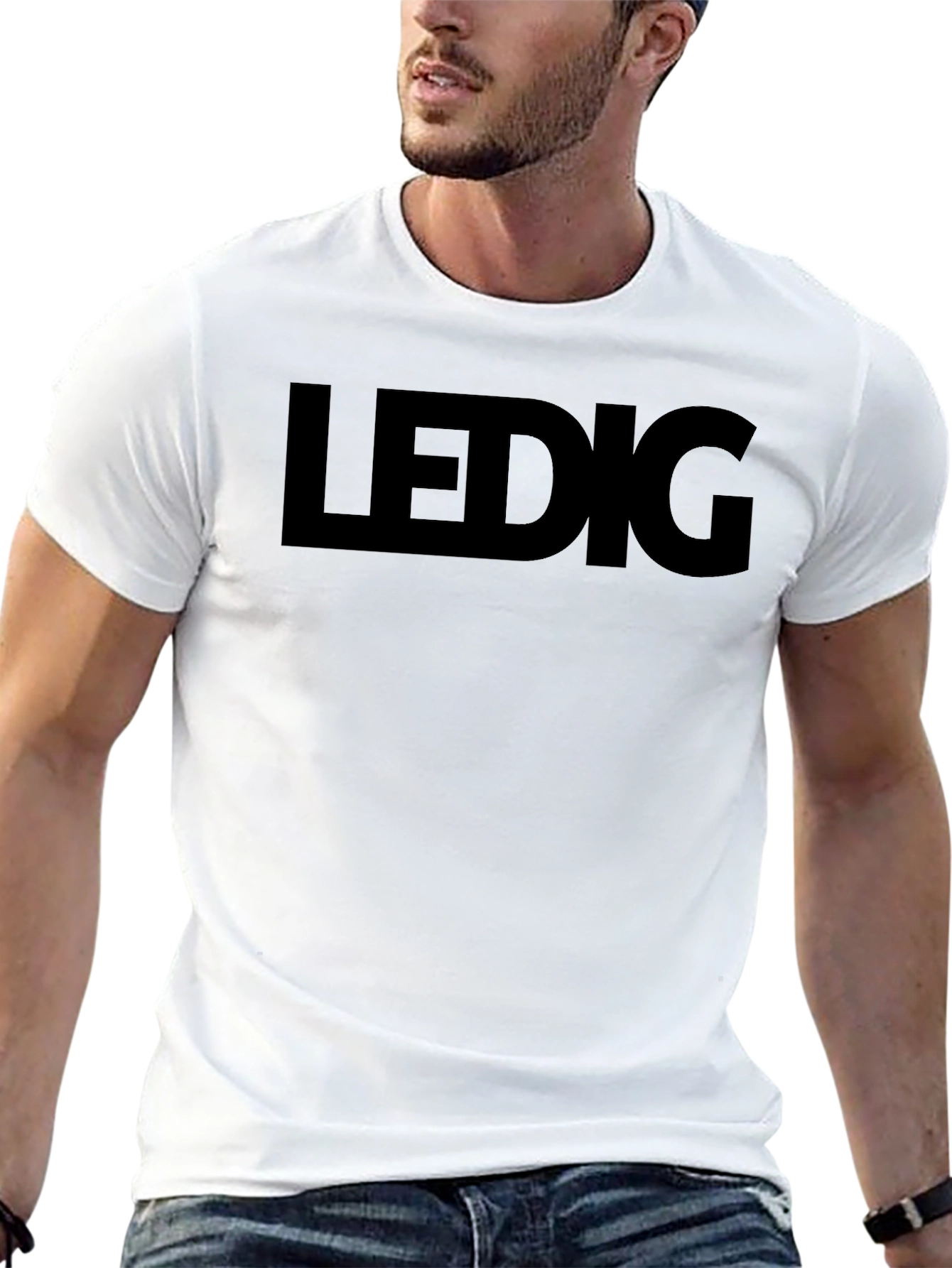 Ledig Black Graphic Tee - Stylish Mens T-Shirt