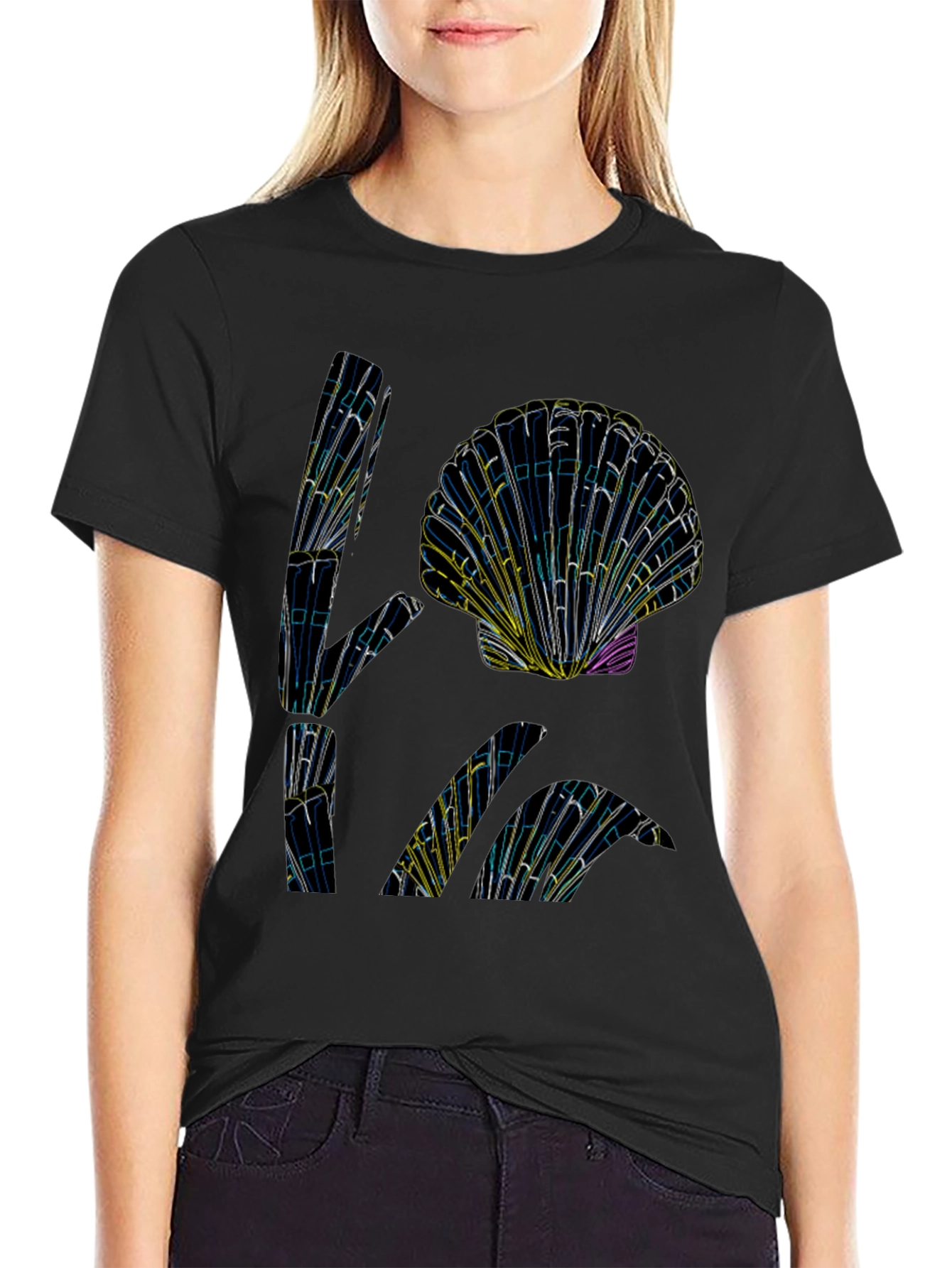 Abstract Seashell Graphic Tee - Black