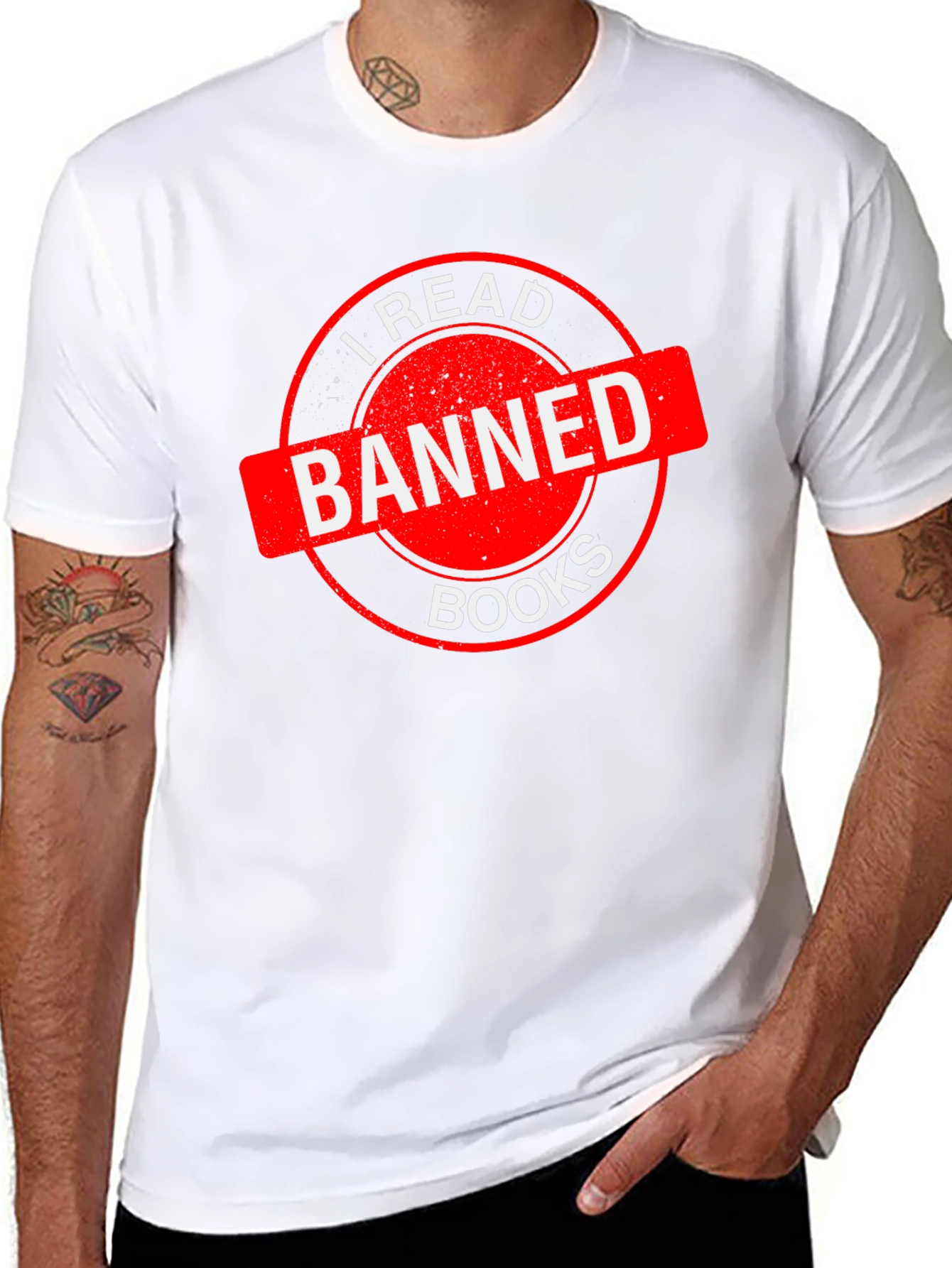 I Read Banned Books T-Shirt - Unisex