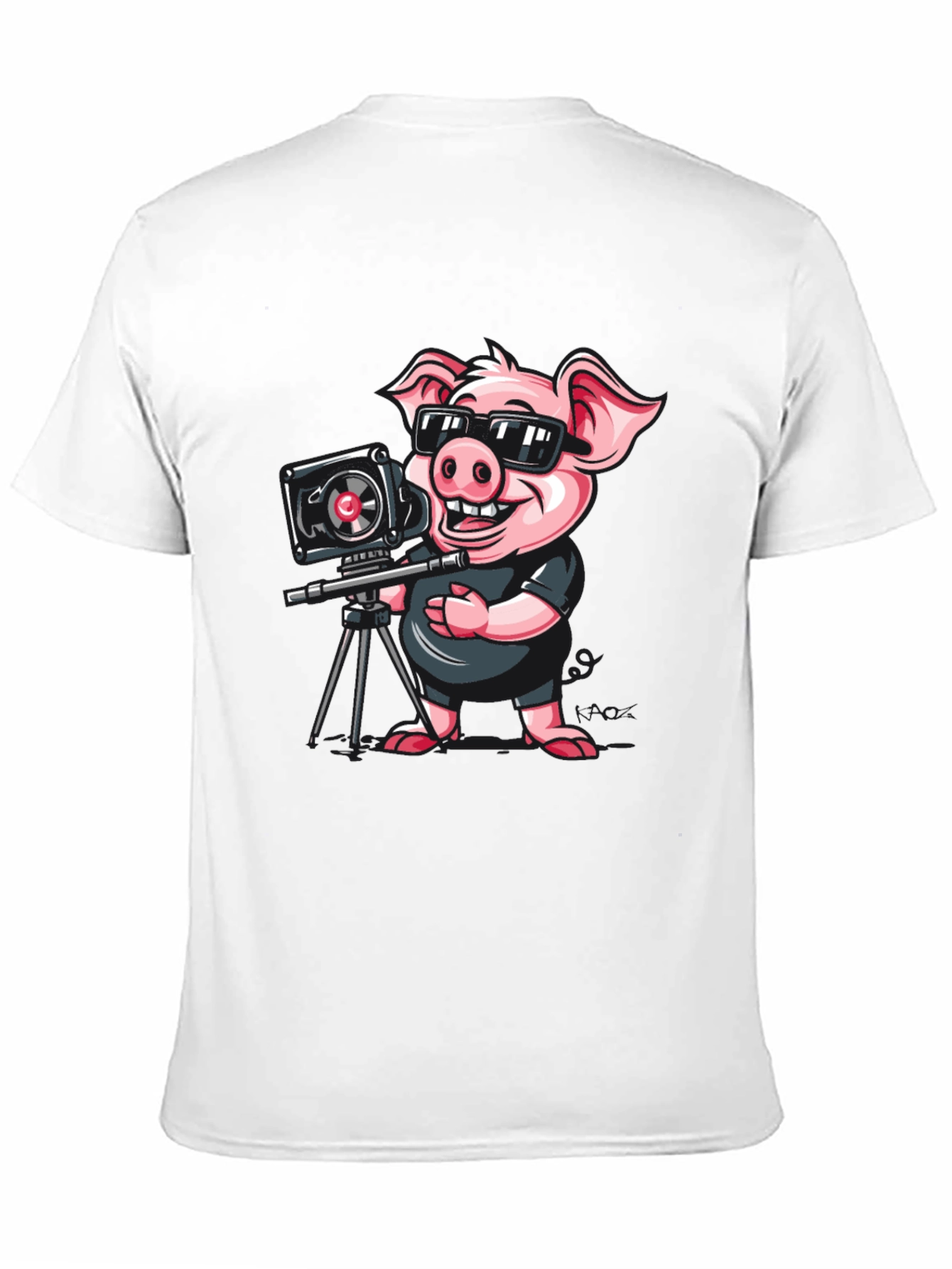 Pig Photographer Graphic T-Shirt