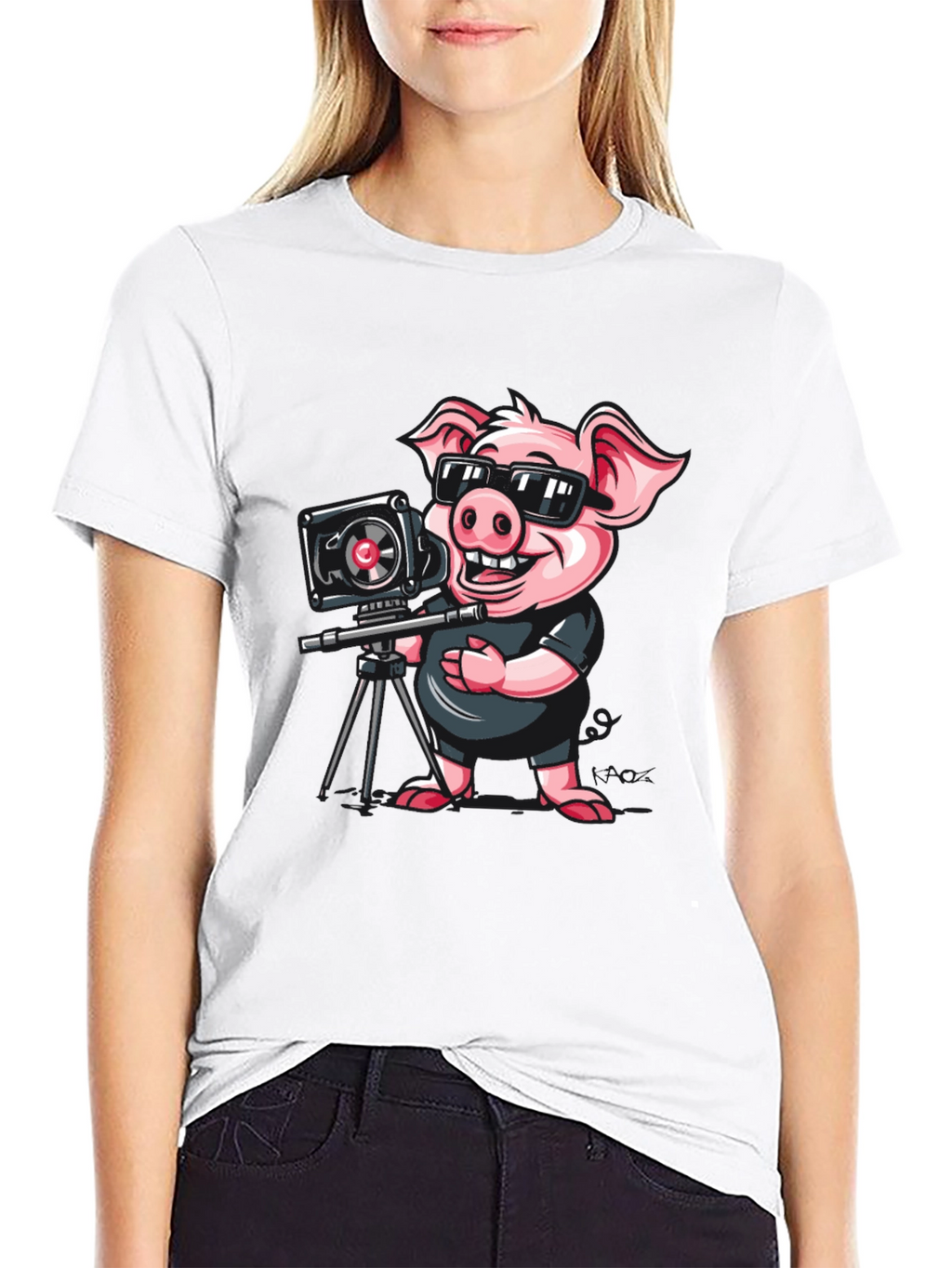 Pig Photographer Graphic T-Shirt