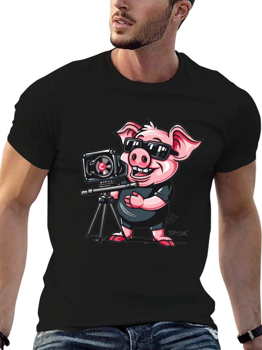 Pig Photographer Graphic T-Shirt