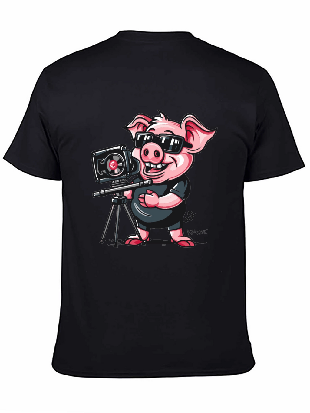 Pig Photographer Graphic T-Shirt