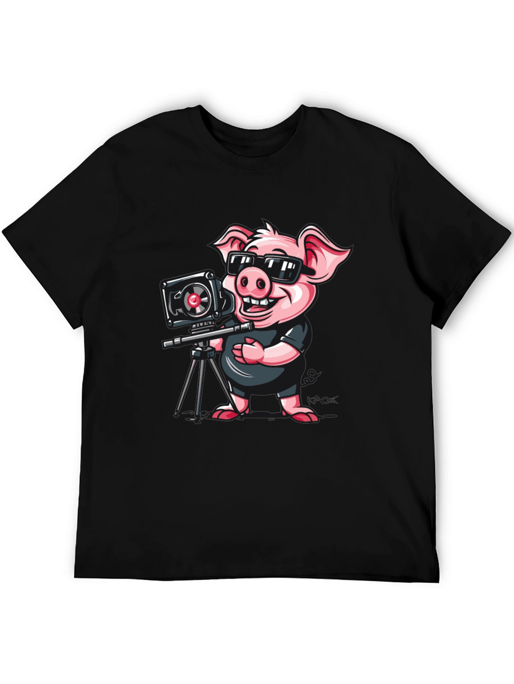 Pig Photographer Graphic T-Shirt