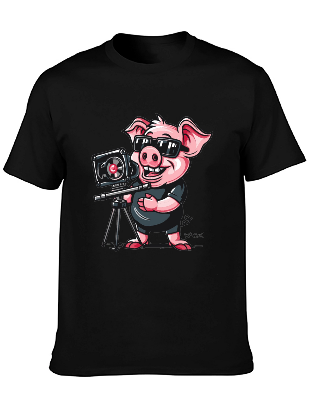 Pig Photographer Graphic T-Shirt