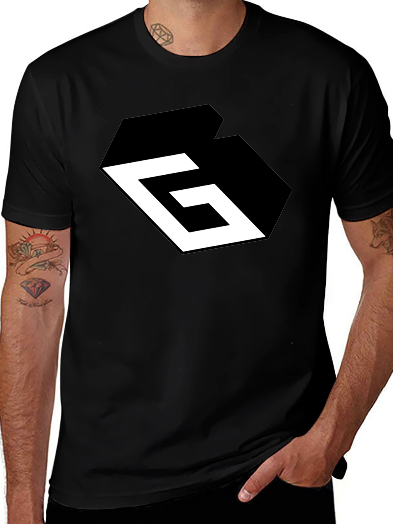 Geometric G Black Graphic Tee - Modern Style